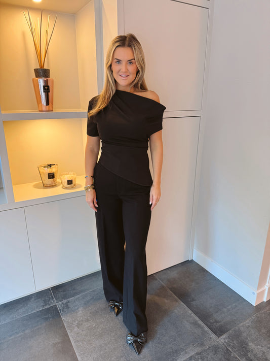Top Off Shoulder Candice Zwart