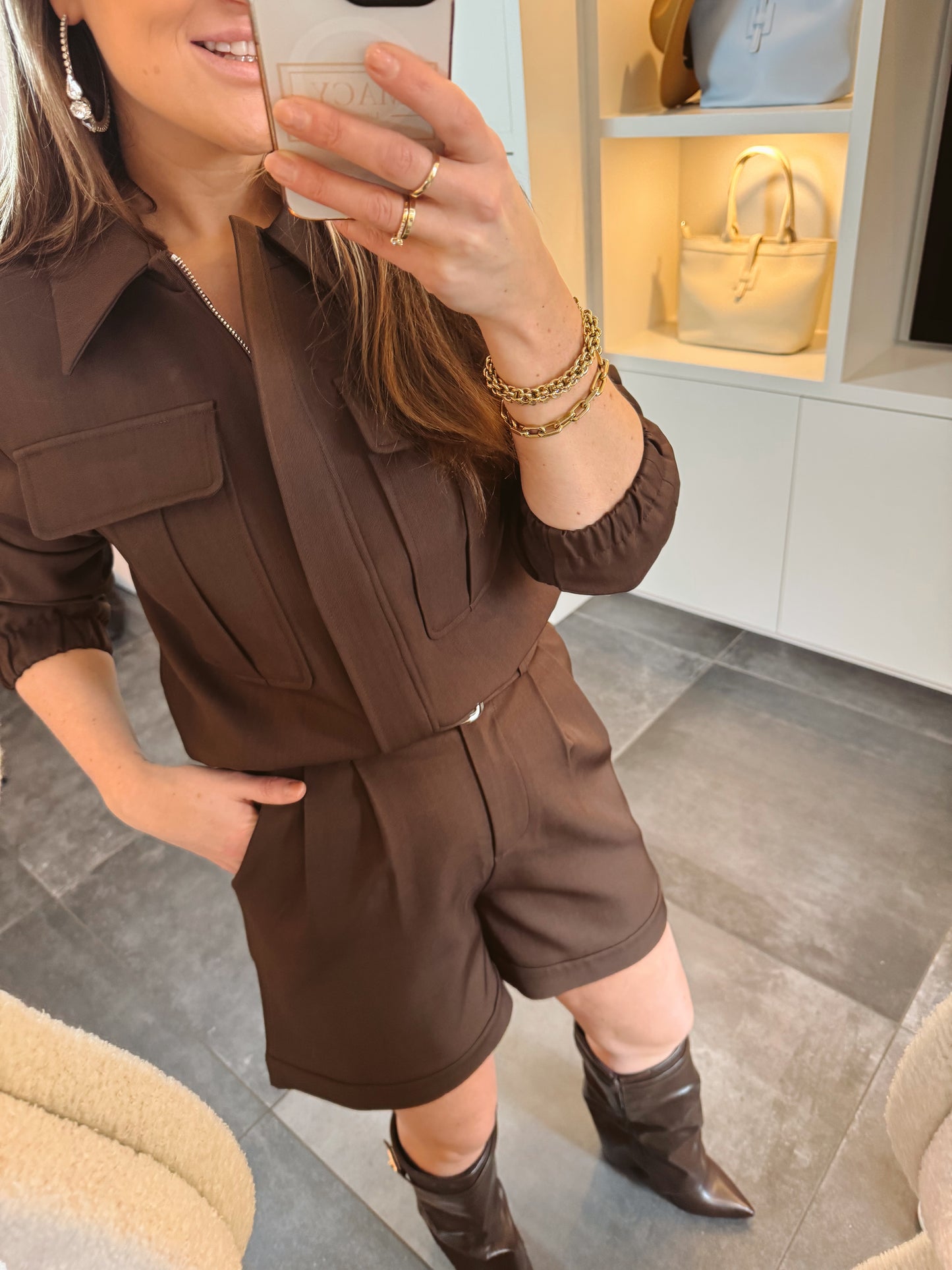 Short met riem Mary Coffee