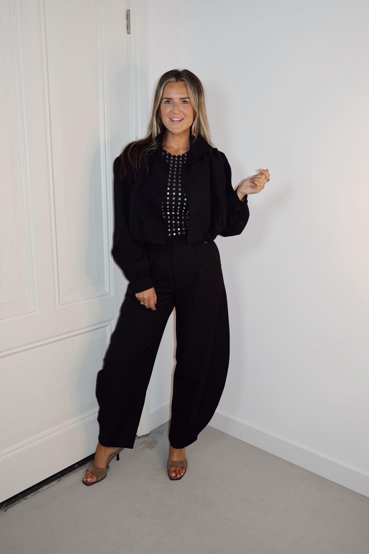 Korte pof trenchcoat Amy Zwart