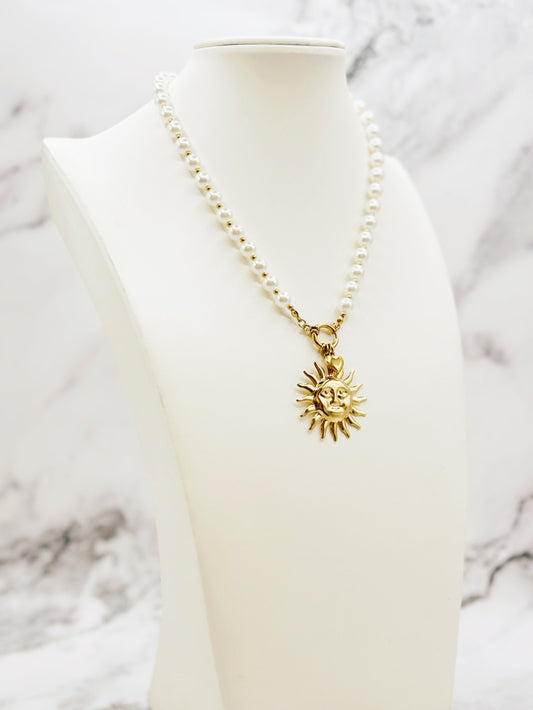 Emily ketting Moon Pearl Goud