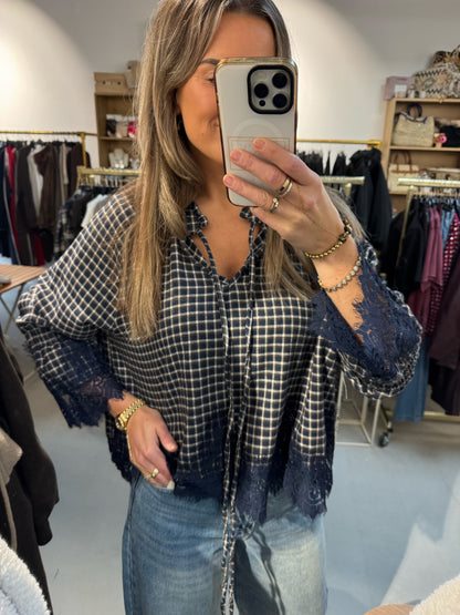 Blouse Olivia kant ruit Navy