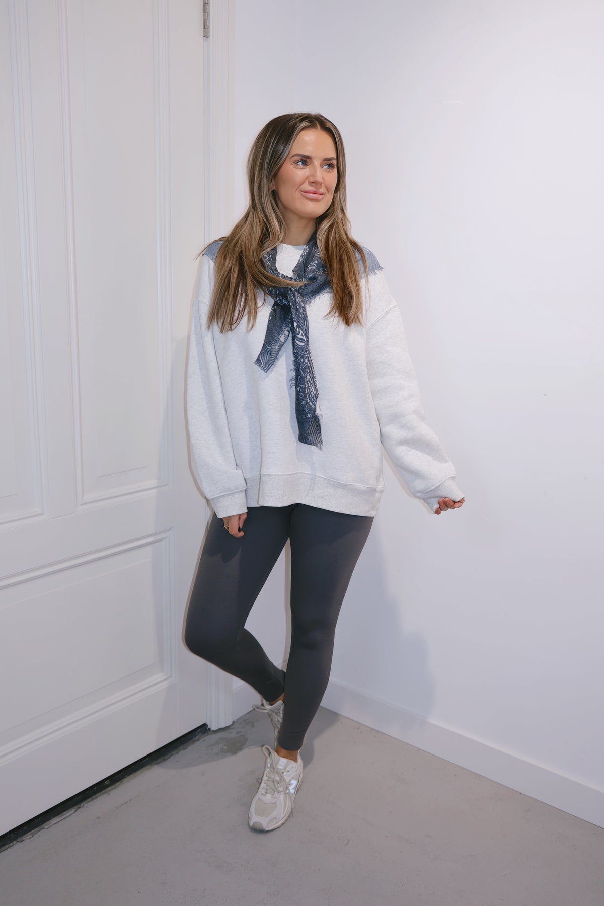 Oversized sweater Stella Grijs