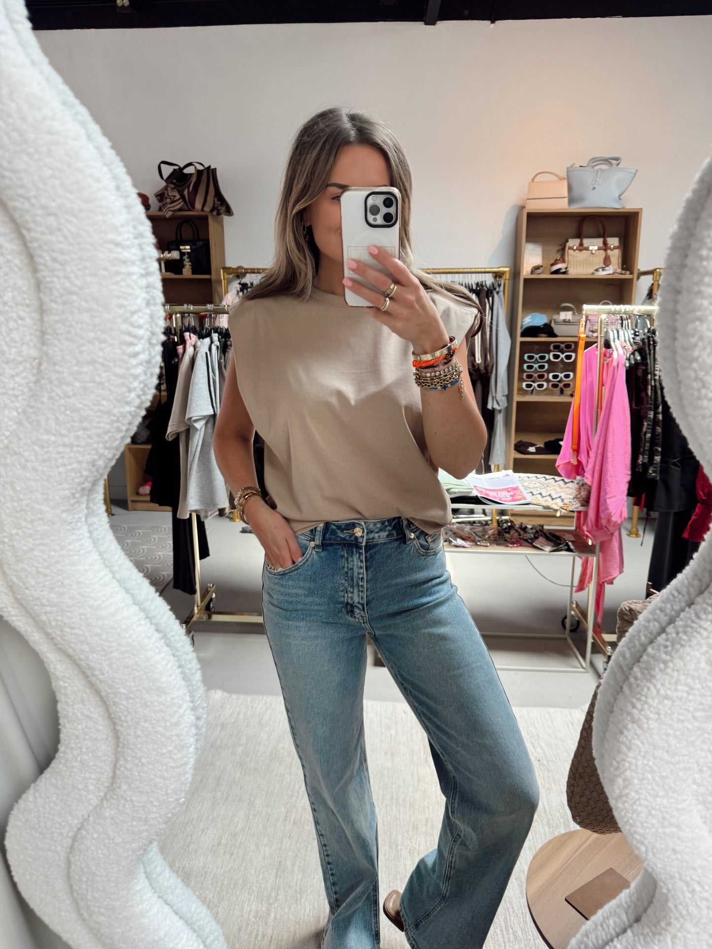 Top Tirza schoudervulling Beige