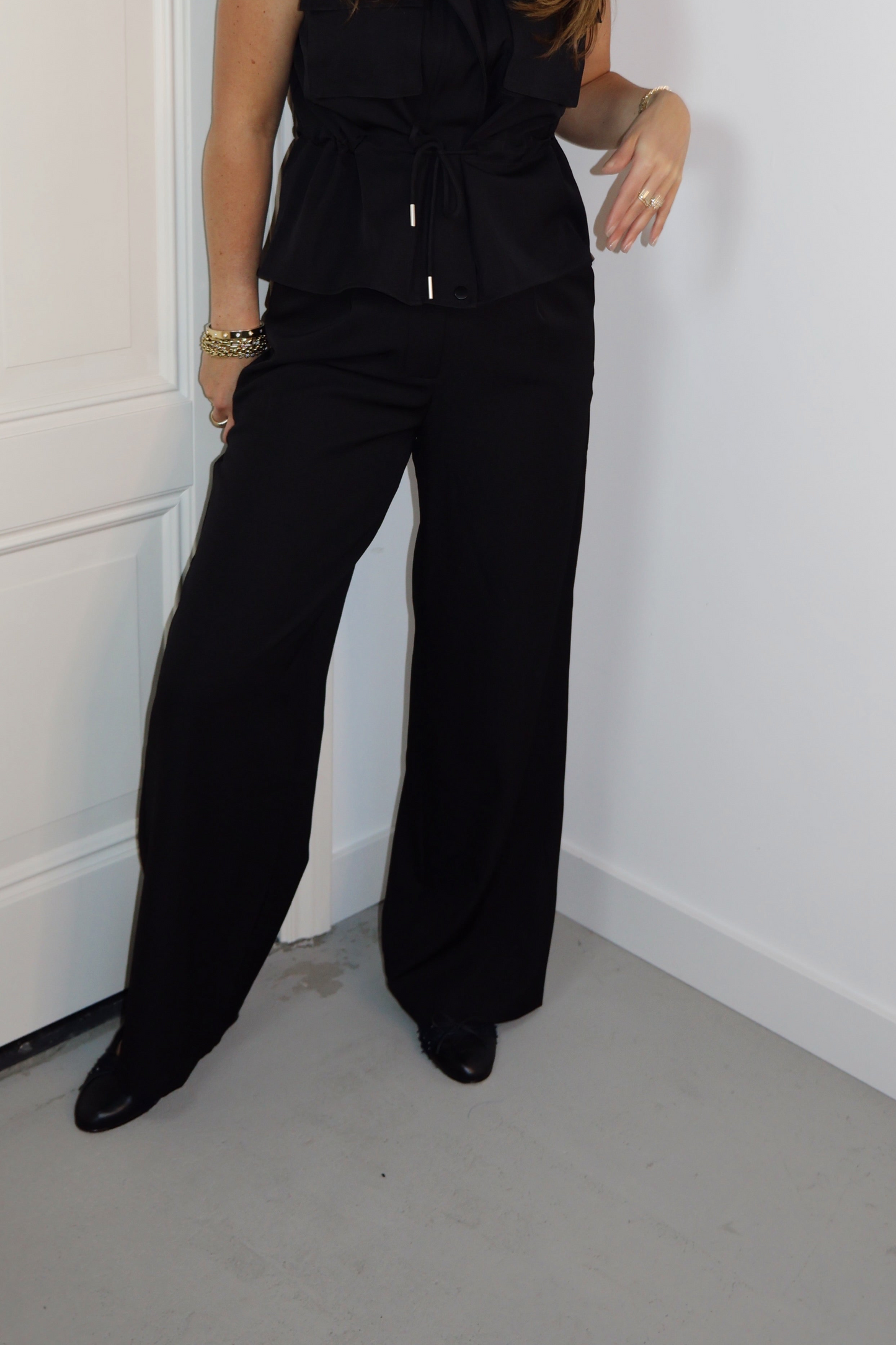 Ambika Pantalon Gris Zwart