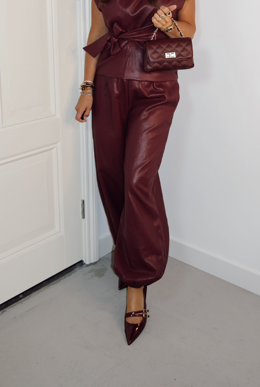 Ambika pants Kensi Burgundy