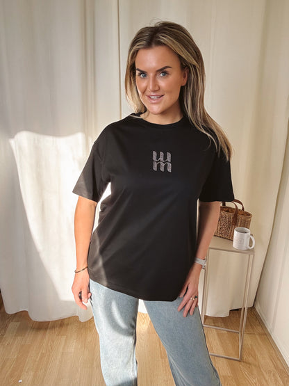 T-Shirt Letter M Black