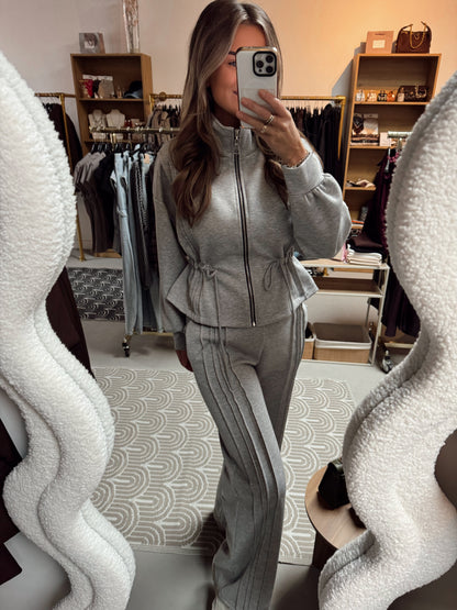 2-pieces lange broek + vest Dana Grijs