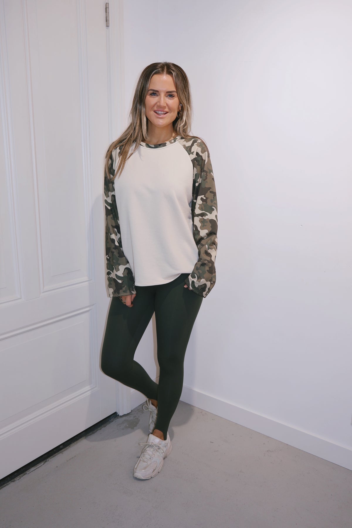 Trui army mouwen Beige