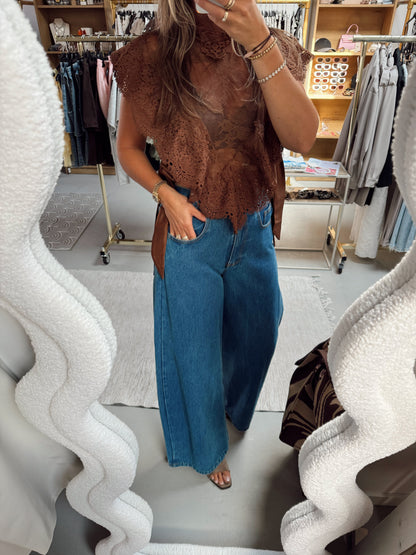 Musthave top met kant Stacey Bruin