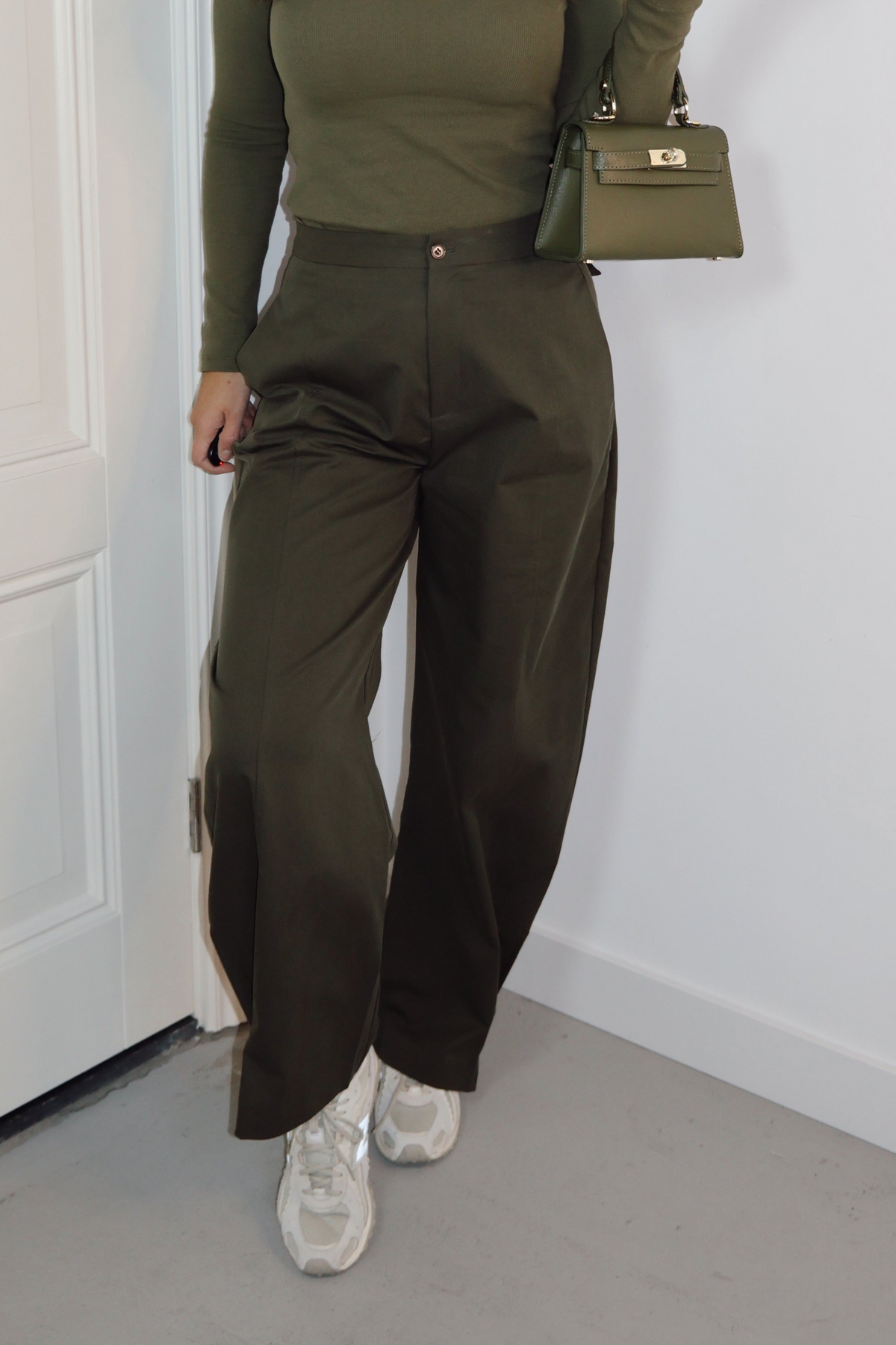 Attentif Bodi Pants Army