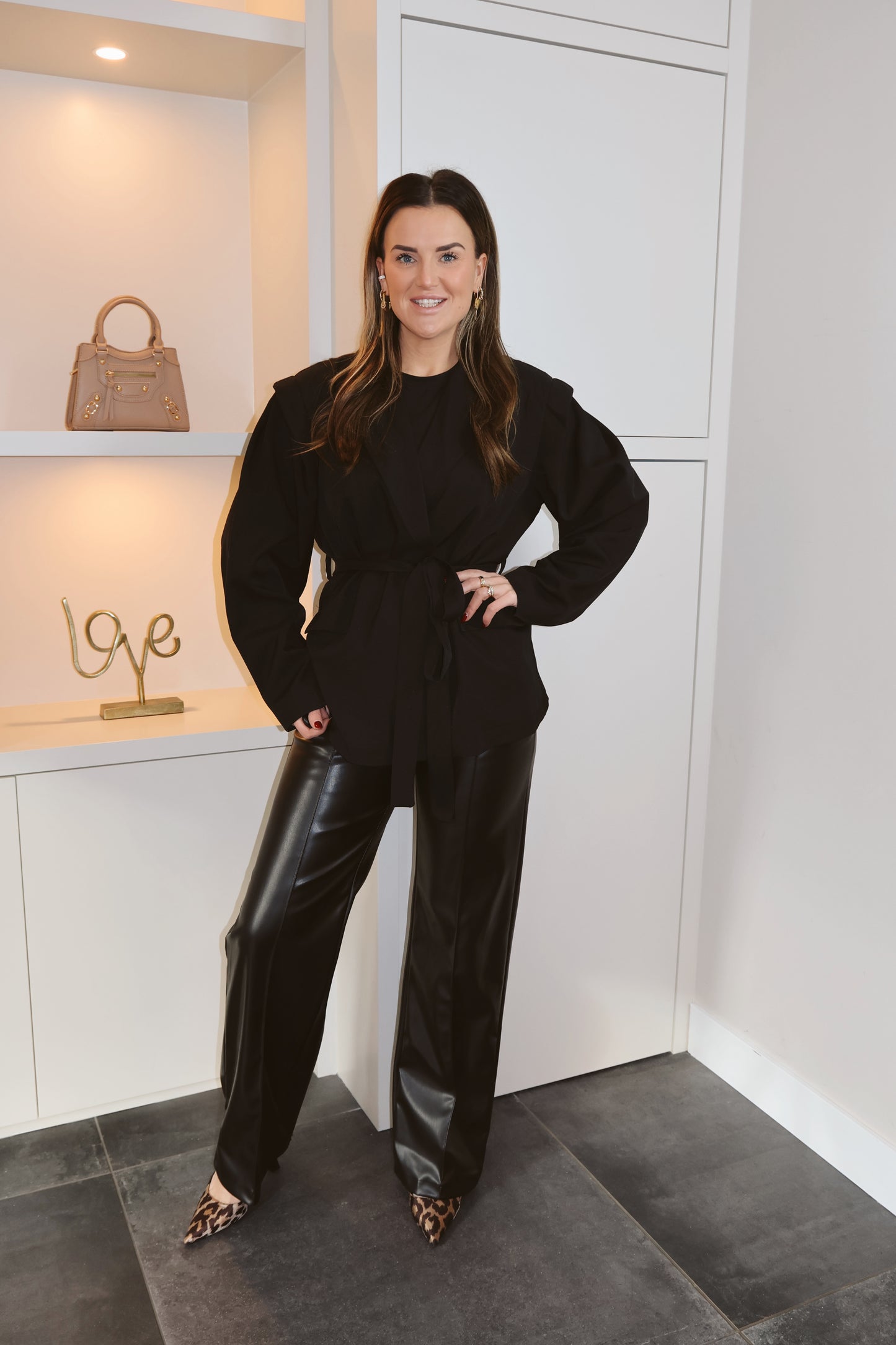 Blazer Lizzy met ceintuur Zwart