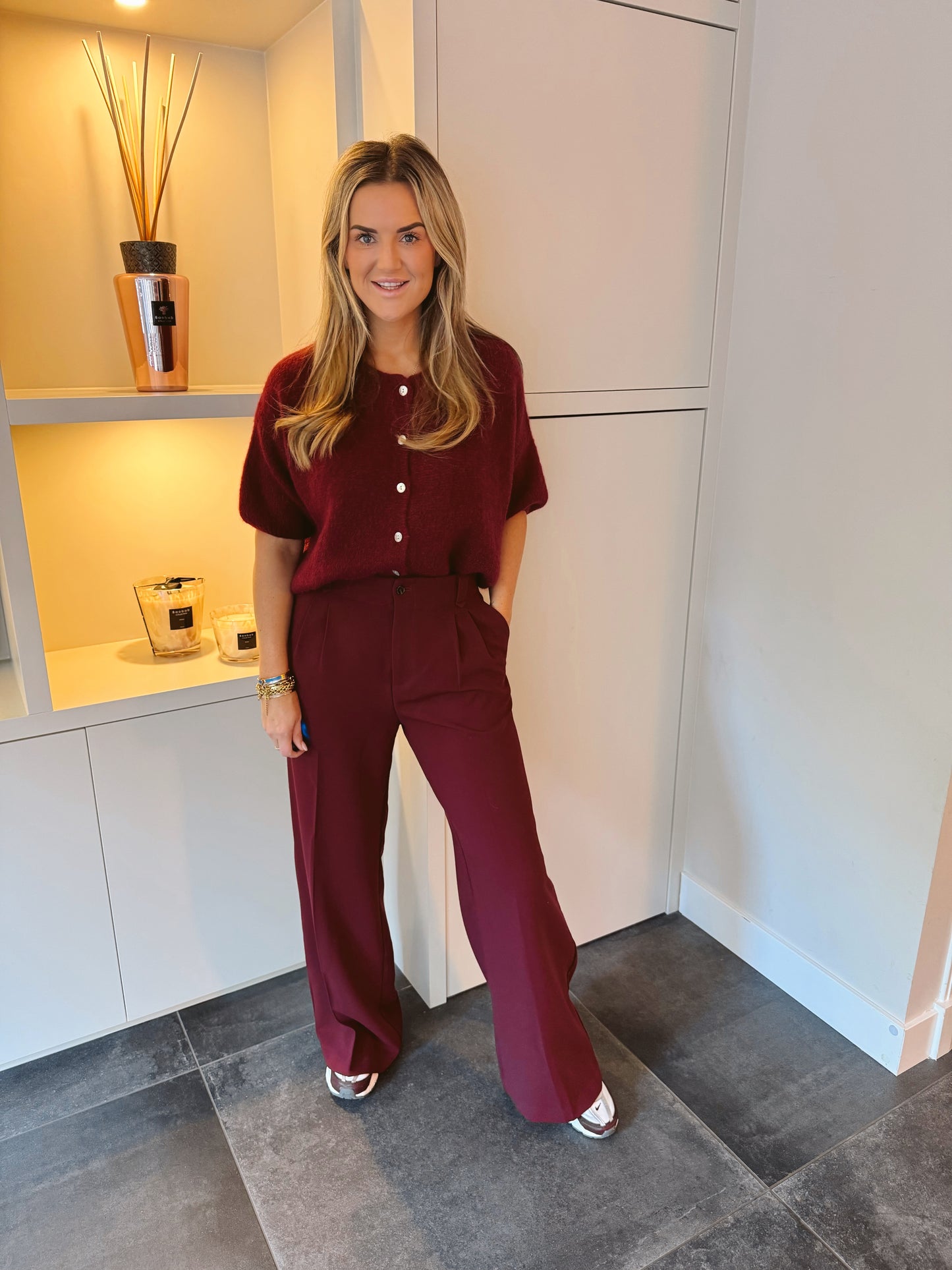 Fenna Pantalon met Bandplooi Burgundy