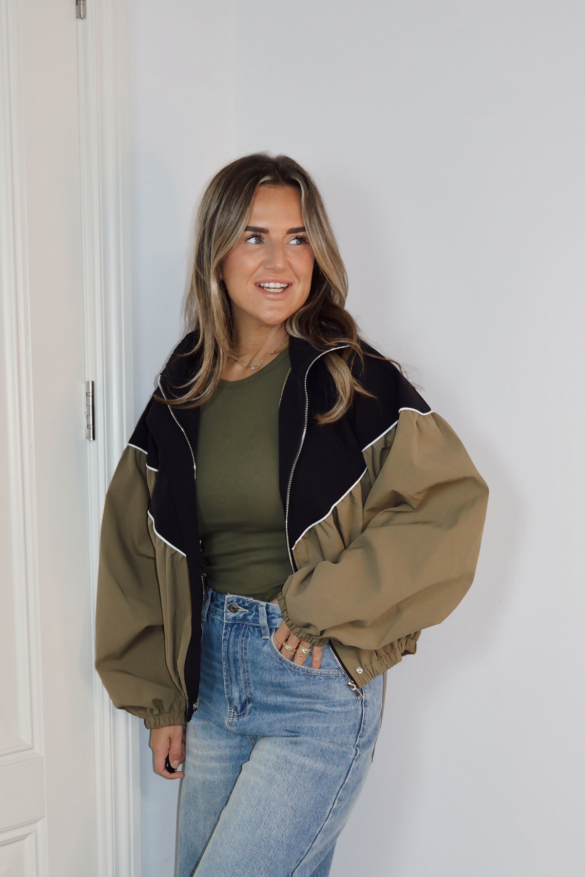Bomber 2 kleuren Lizzy Zwart/Army