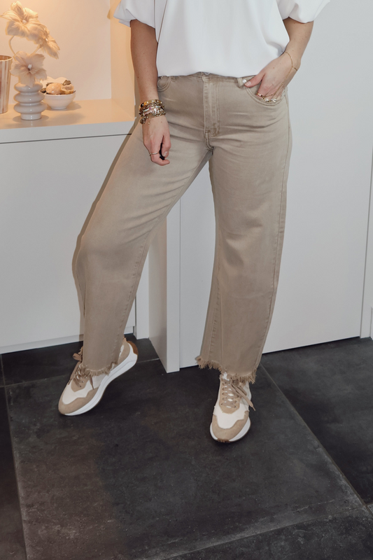 Queen Hearts "The Barrel Jeans" Taupe