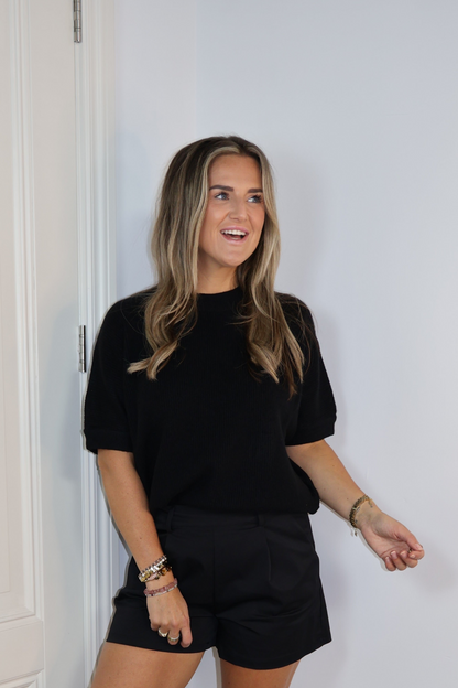 Top vlindermouwen Gina Zwart