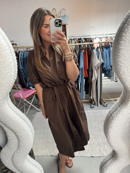 Jurk met ceintuur Daisy Bruin