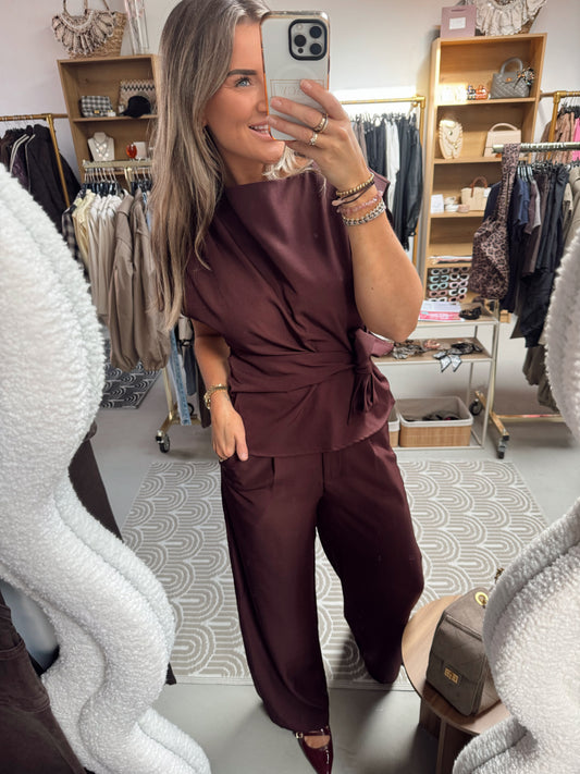 Ambika Pantalon Gris Burgundy