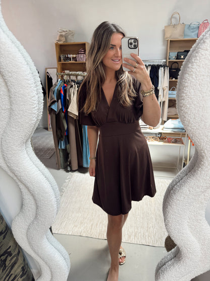 Midi jurk vlindermouw stretch Diva bruin