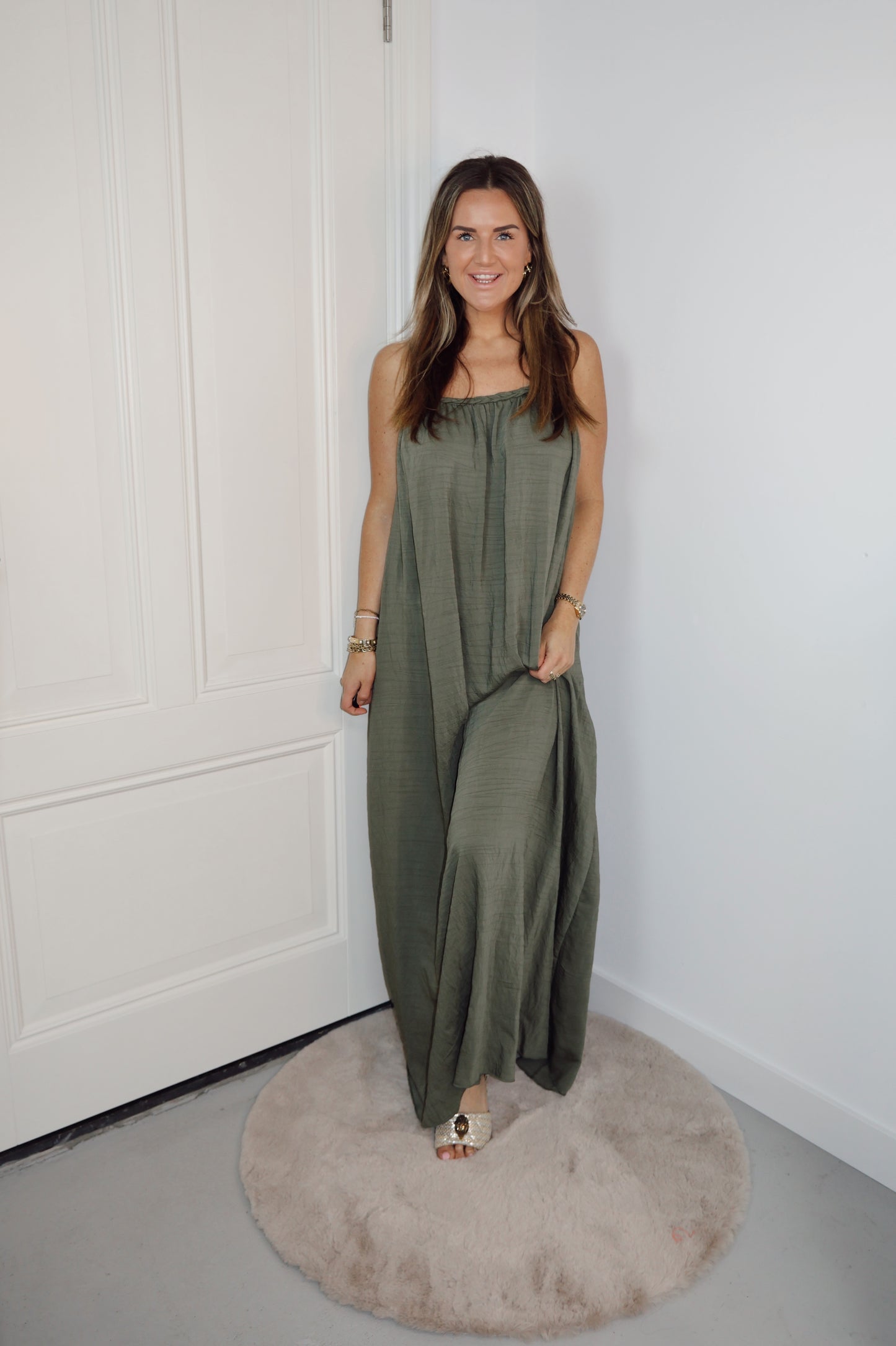 Maxi jurk spaghettibandjes Livia met ceintuur Groen